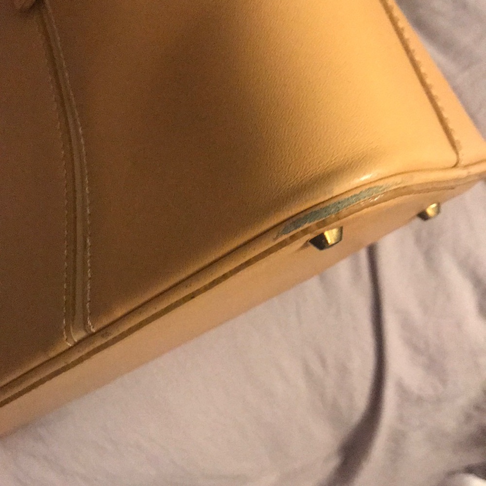 💜💜Authentic Burberry Handbag💜💜 - Picture 11 of 16
